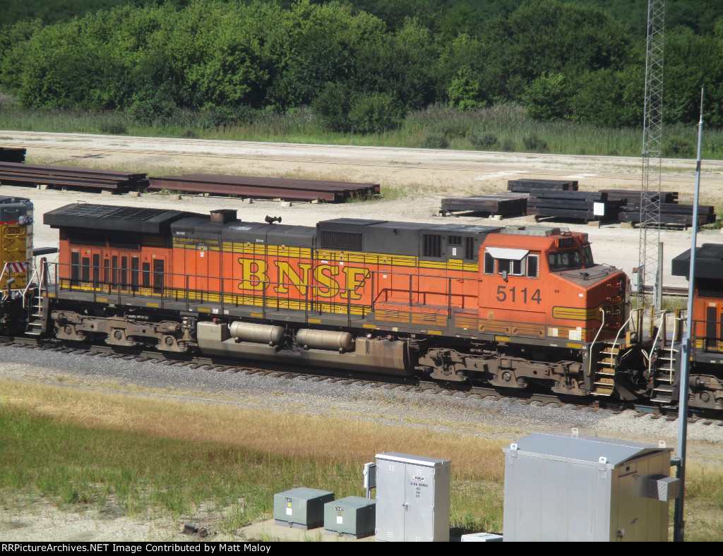 BNSF 5114